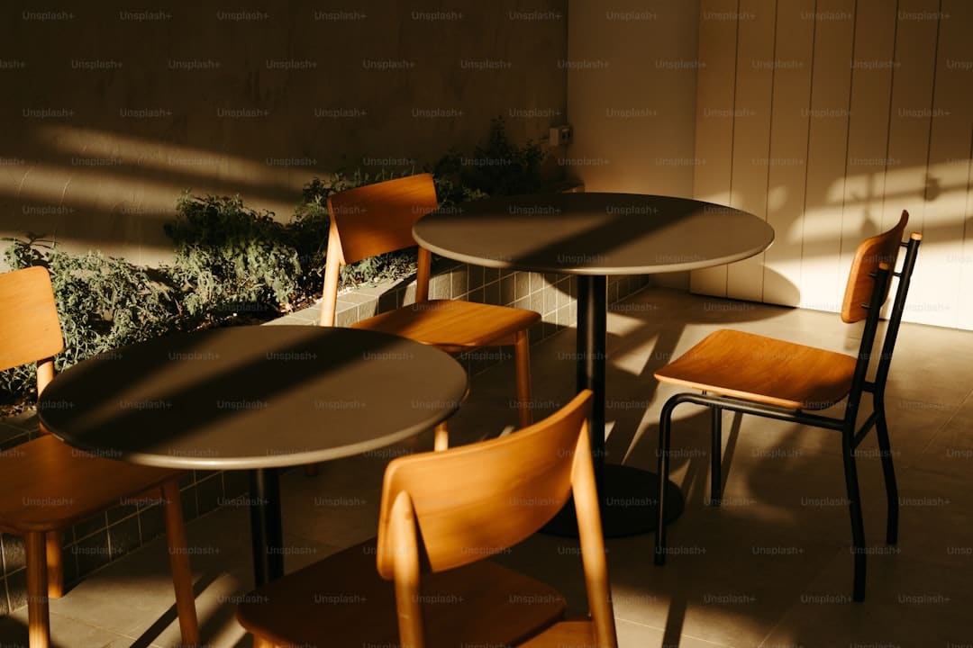 每经热评丨于东来的愤恨:一个抱负主义者的顽强